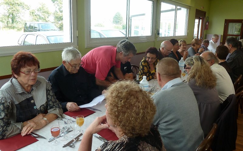 2010-10-10 37 Repas.JPG